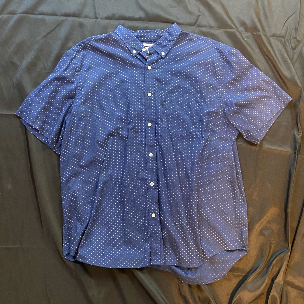 Old Navy Button up shirt